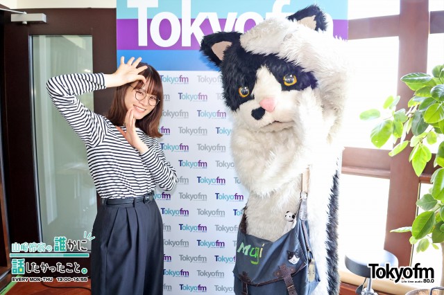 歌って、踊って、木琴も演奏し、おしゃべりするスーパー猫❗️✨むぎ(猫) さん✨に癒されます…☺️